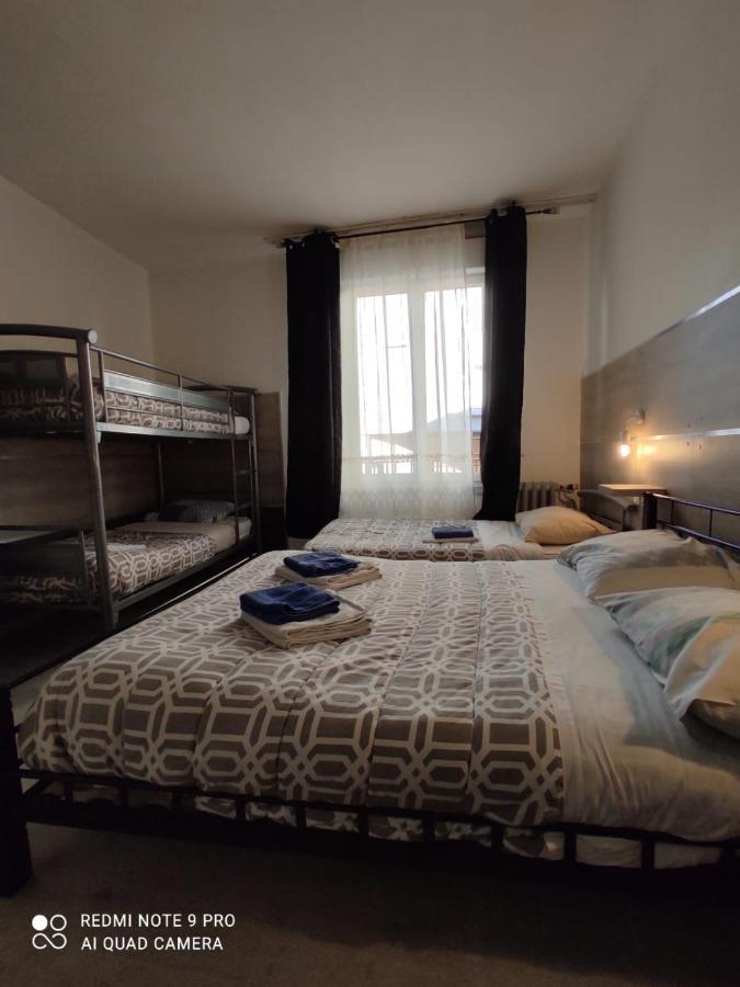 Hotel Le Bon Moine Reims Esterno foto